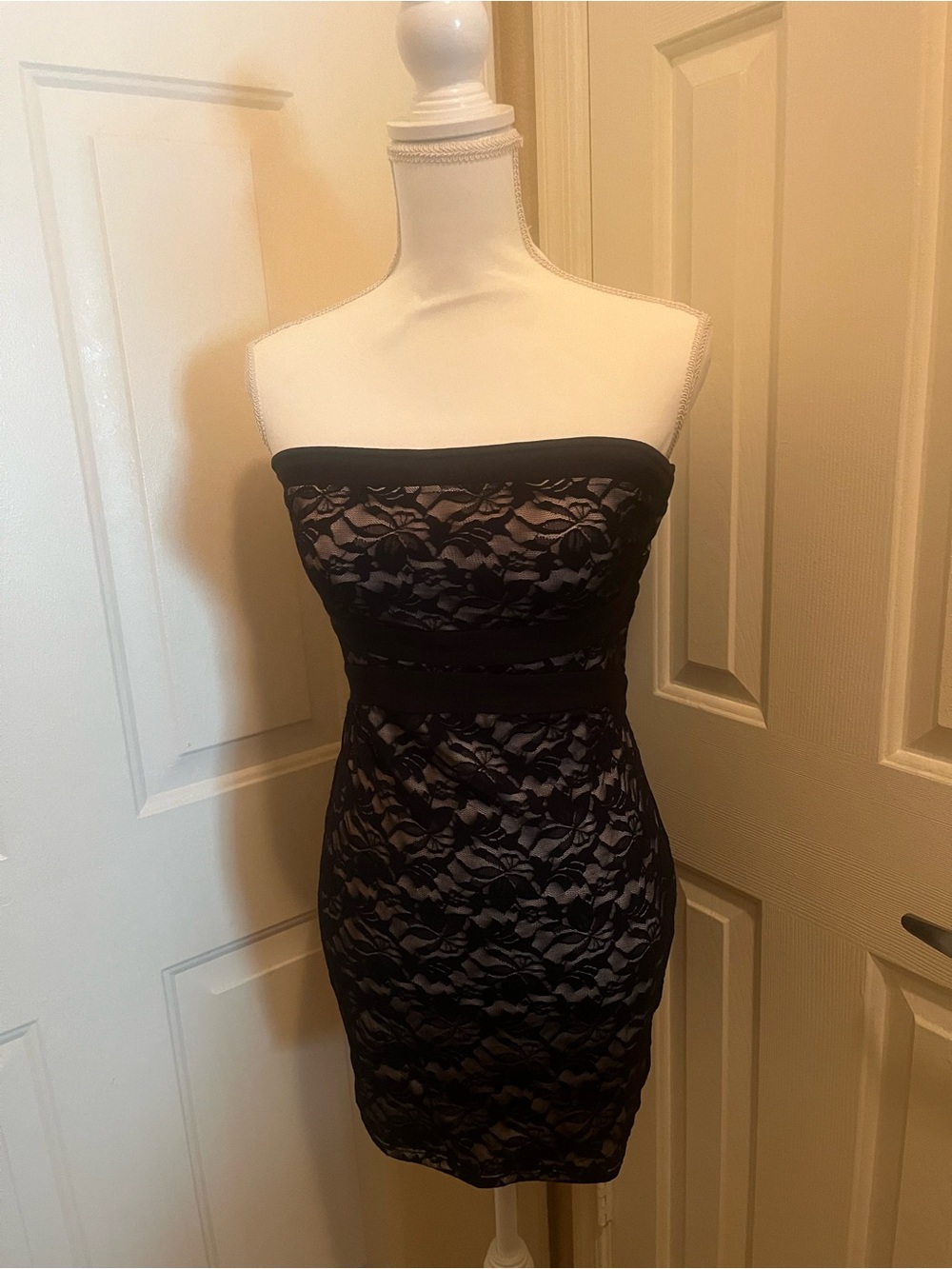 G by Guess Black Strapless Lace Dress
